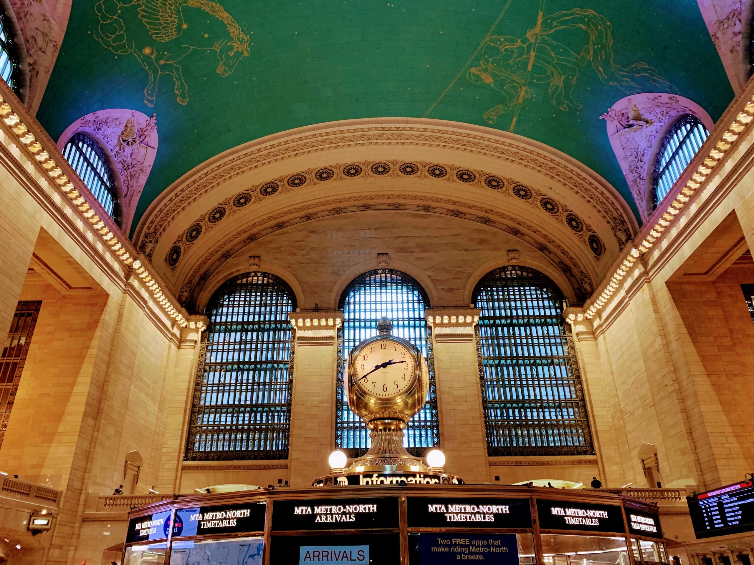 Explore Midtown Manhattan: Walking Tour with Top of the Rock Option