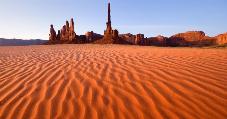 Monument Valley Backcountry Jeep Tour in Arizona