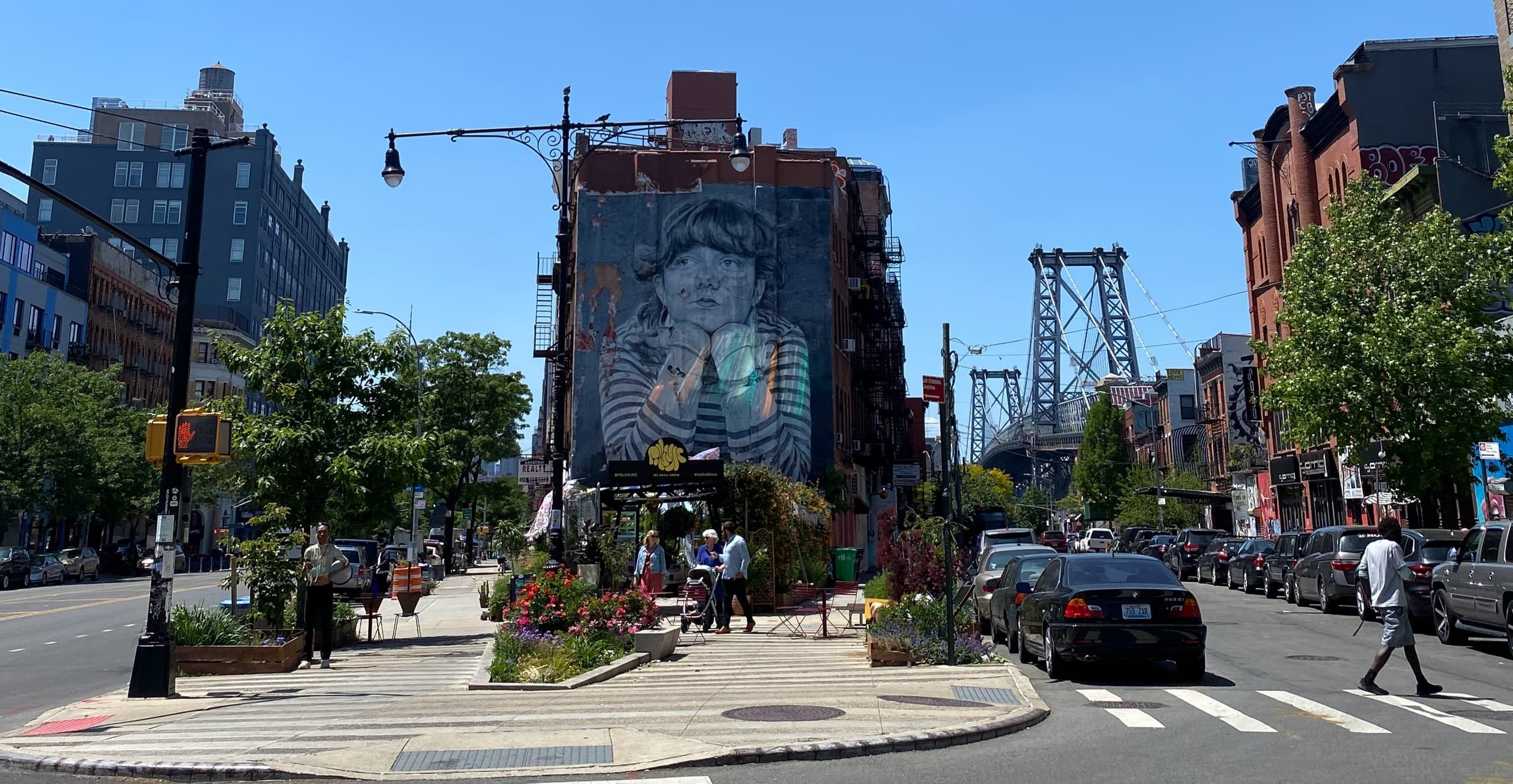 Williamsburg Walking Tour by Danish Tour Guide