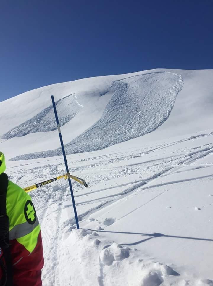 Mastering Winter Mountain Safety: Essential Theory Course near Bergen, Norway