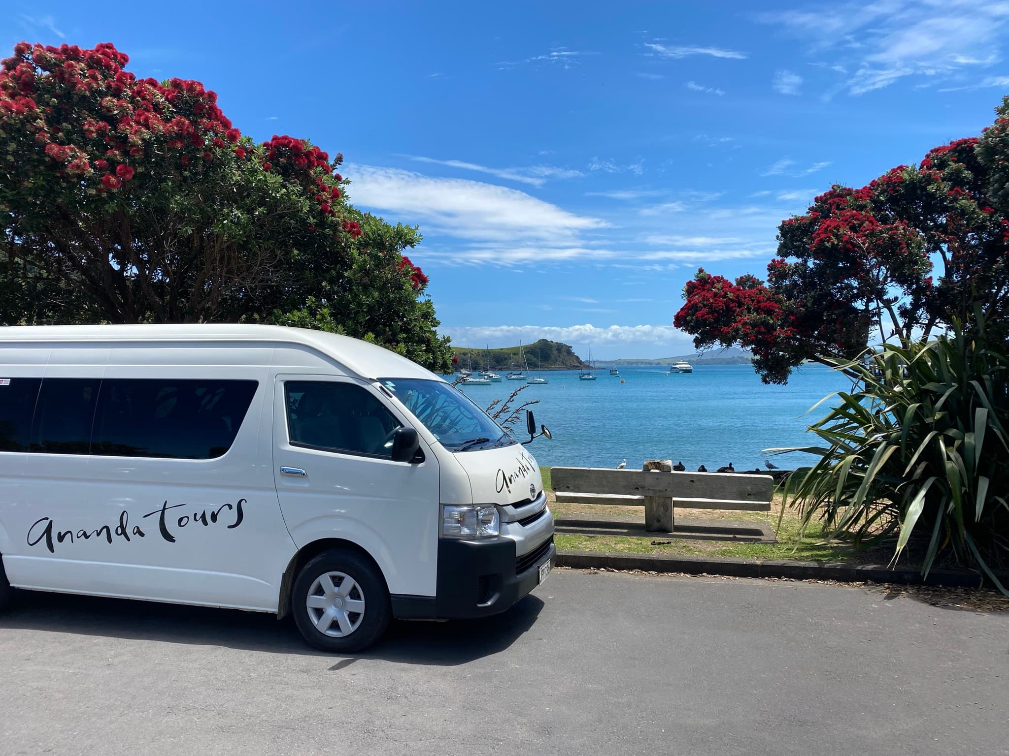Scenic Wine & Lunch Tour with Ananda Tours