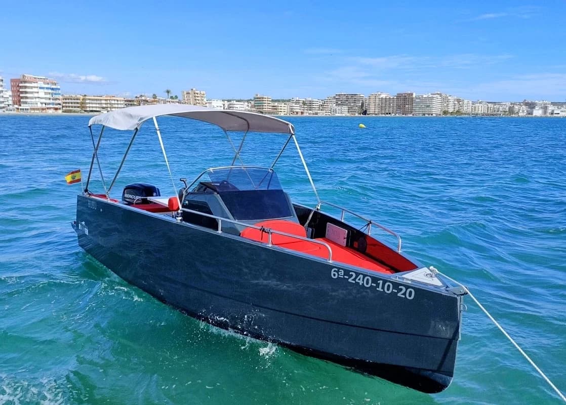 Water Activities: Santa Pola Nuva Deadpool Boat Rental by Seatravel