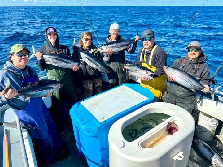 Chasing Albacore Off Westport: Full-Day Tuna Charter Adventure photo 1