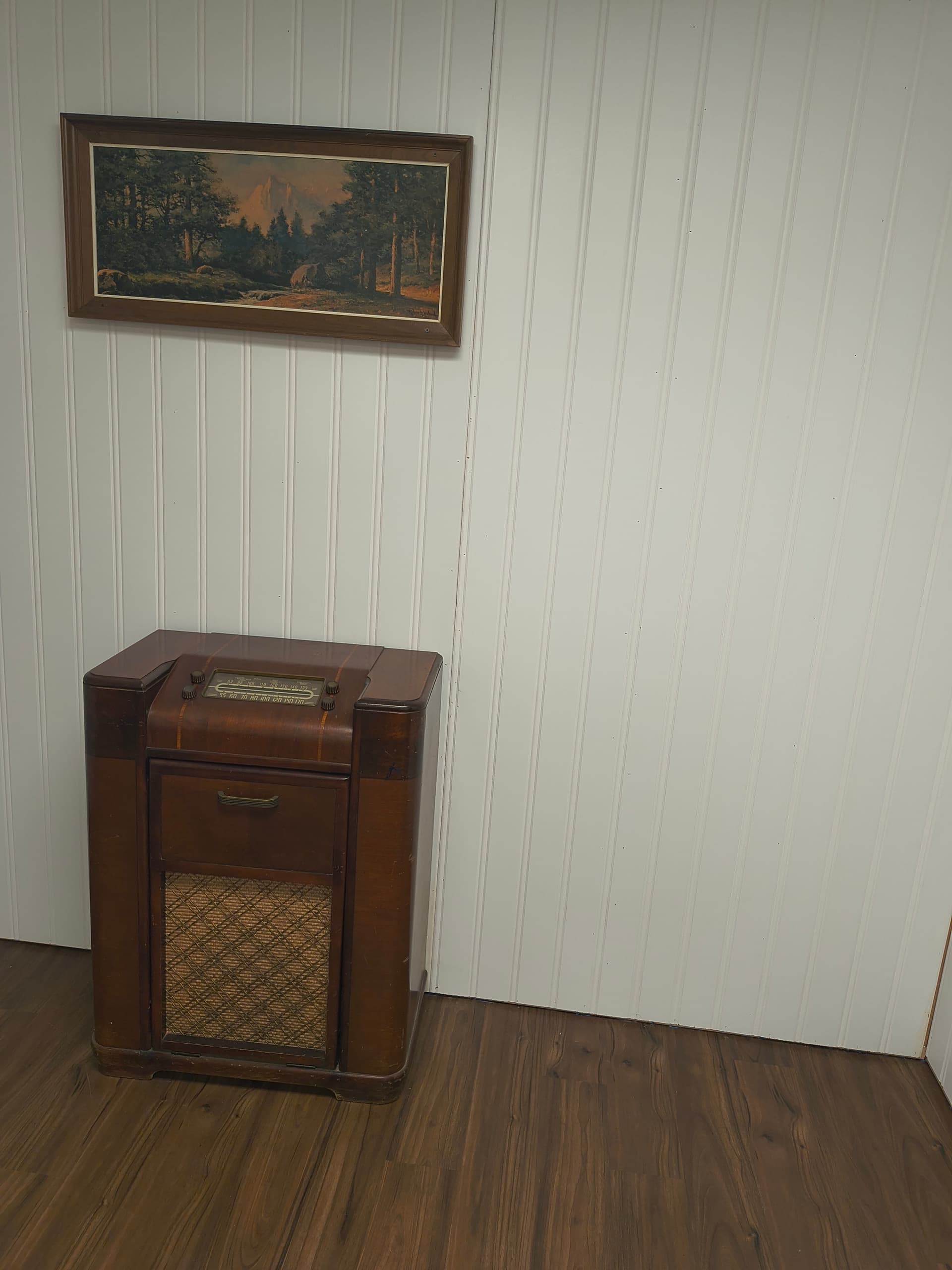 Solve the Hawthorn House Murder: Escape Room in Washington MO photo 4