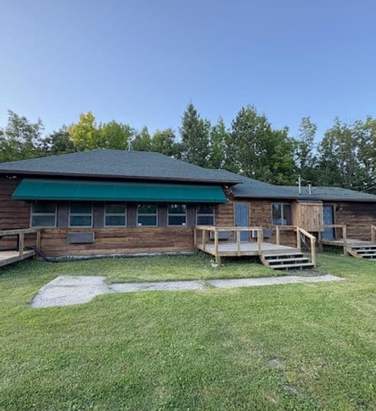 Corner Suite at Kabetogama: Private Deck, Full Kitchen Near Voyageurs National Park