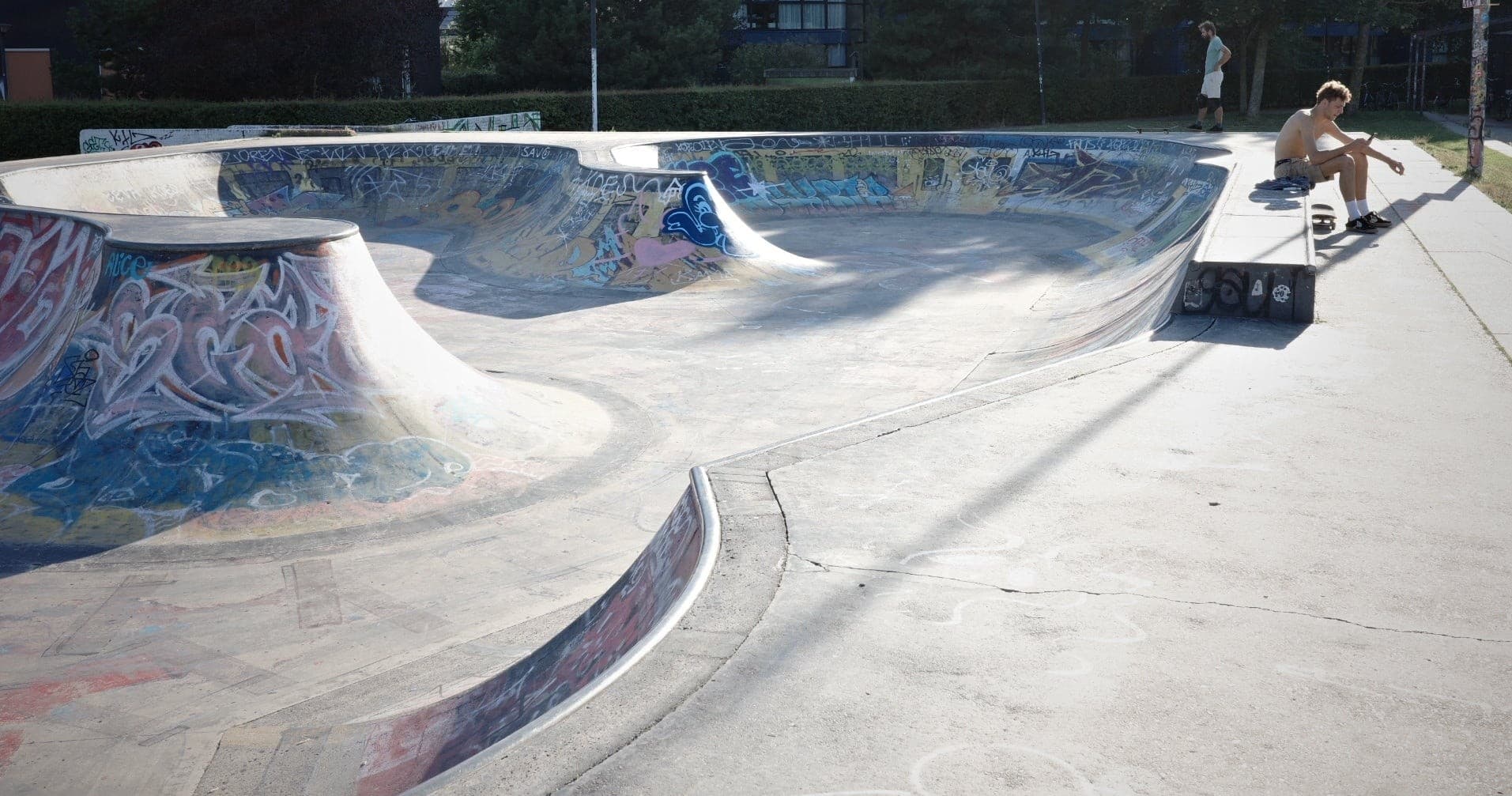 Master Inline Skating with Weekly Kids Lessons at Utrecht's Griftpark Skatepark