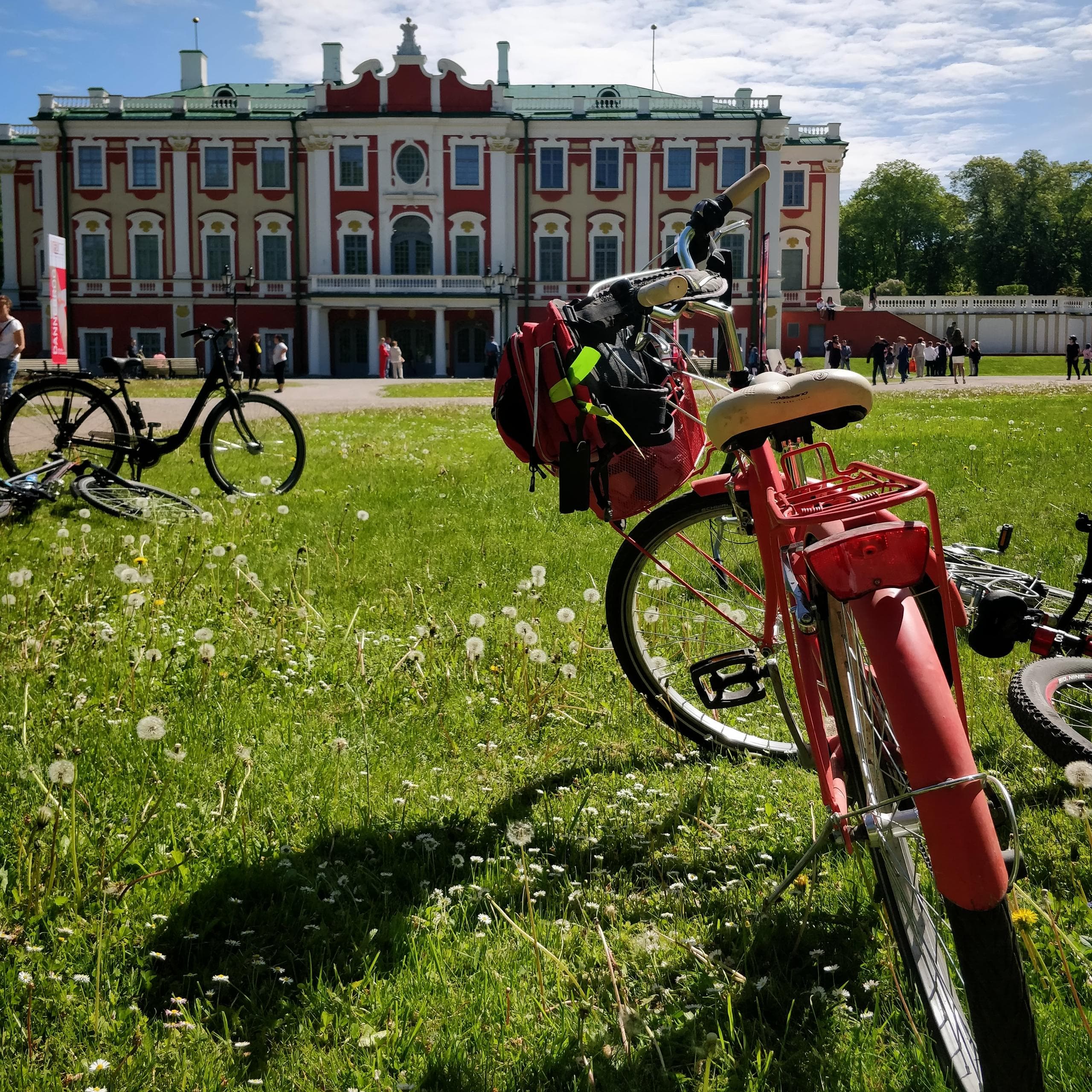 City Bike Rental in Tallinn: Discover the City's Charm