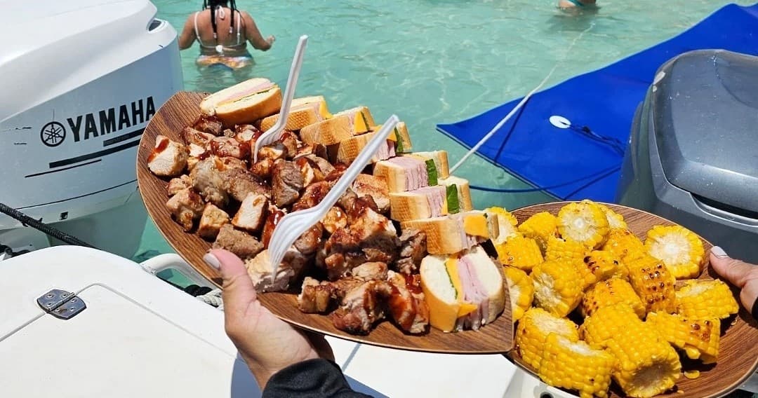 Explore 3 Islands with BBQ Boat Tour in Fajardo, Puerto Rico