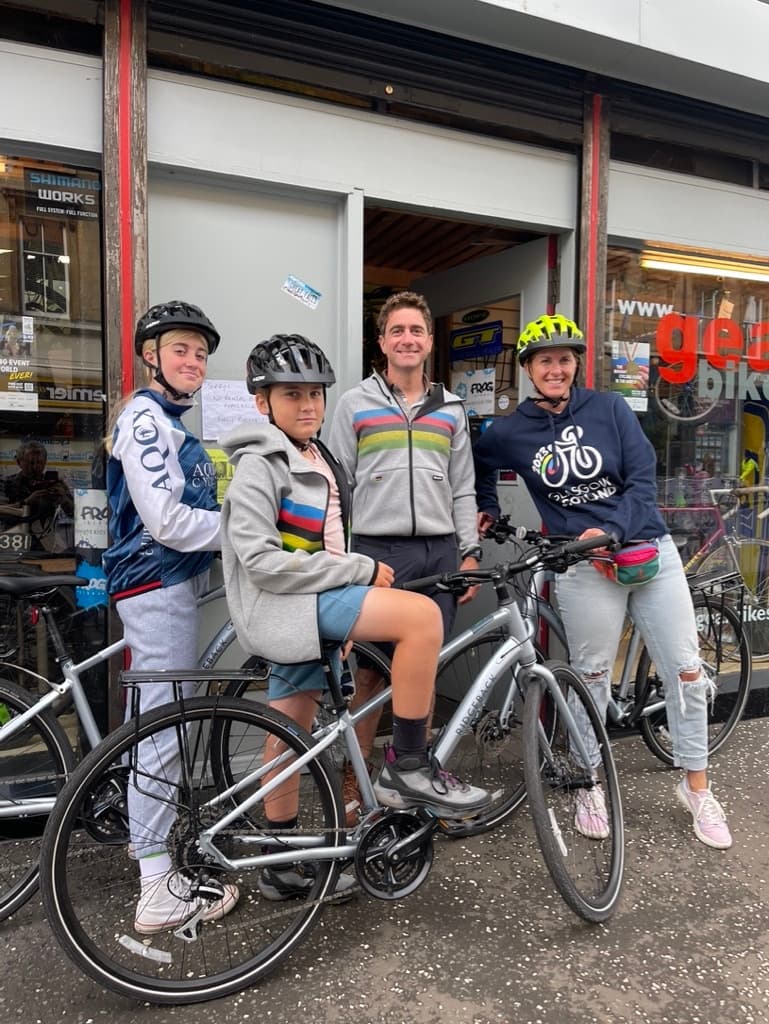 Multi-Day Bike Hire with Gear Bikes in Glasgow