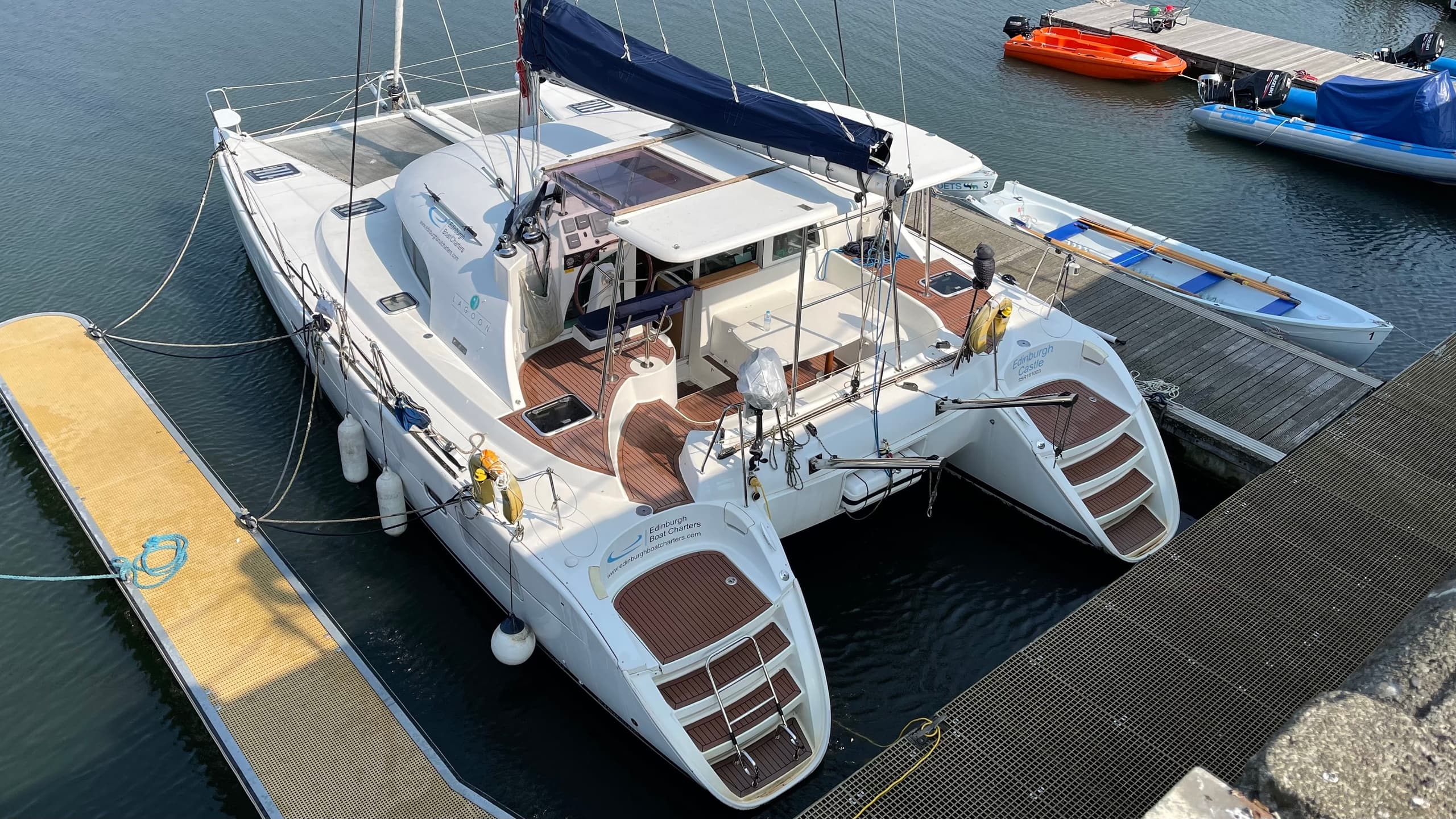Bridges Sailing Taster by Edinburgh Boat Charters