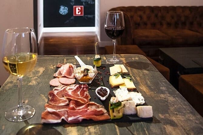 Trastevere Wine Tasting with The Roman Food Tour