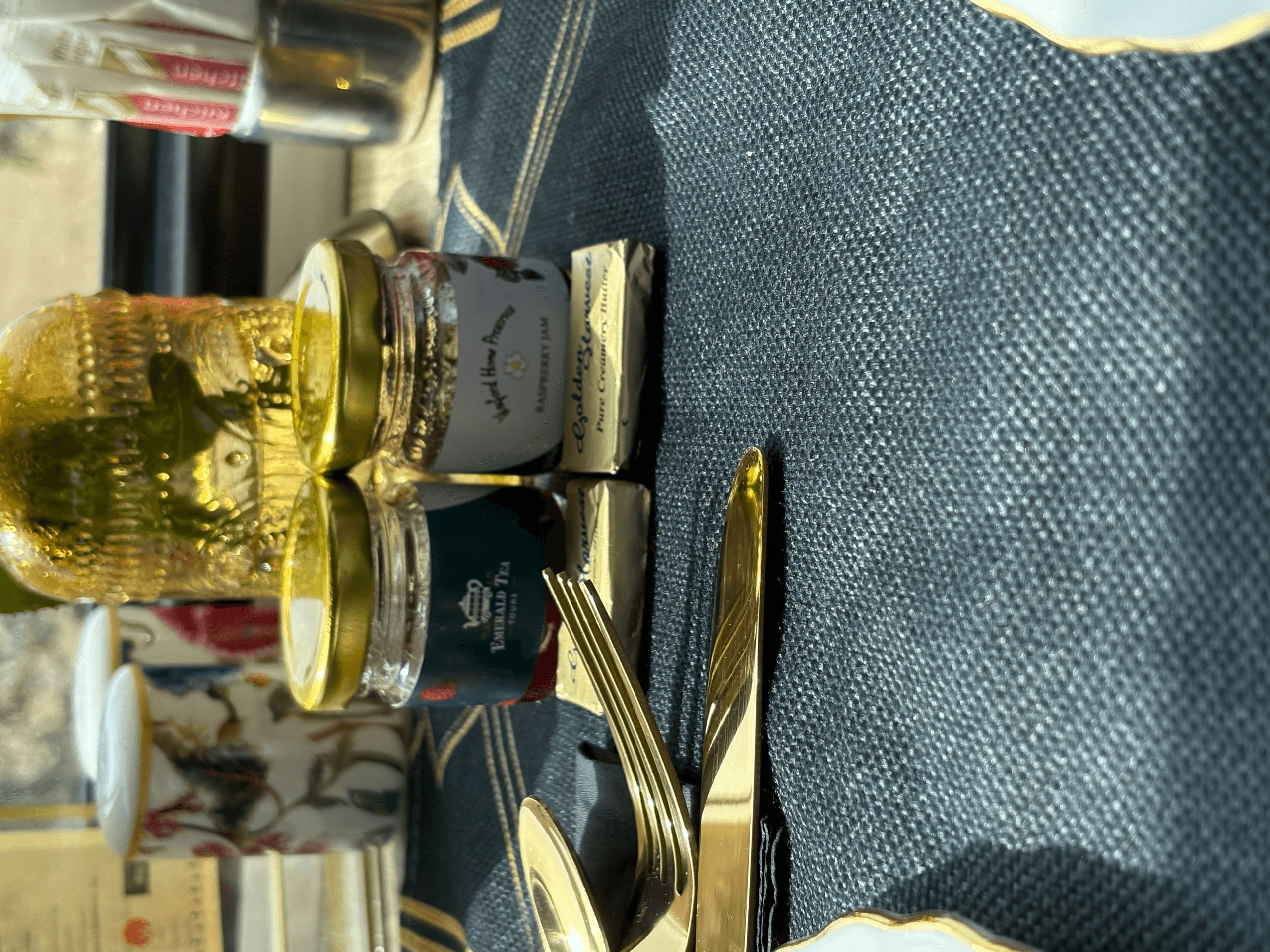 Valentine’s Afternoon Tea Aboard Lady Patricia: Winter Tea Tour Through Wexford photo 4