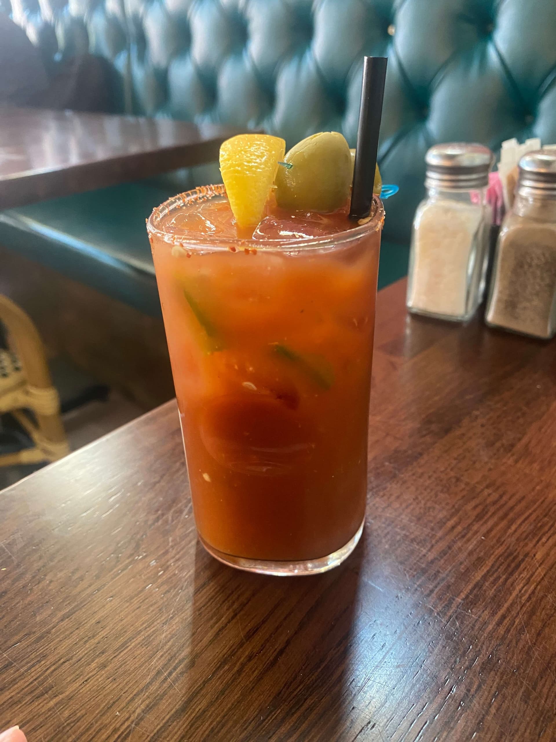 Galveston Sip Edition: Cocktail & Bite Walking Tour in Historic Food District