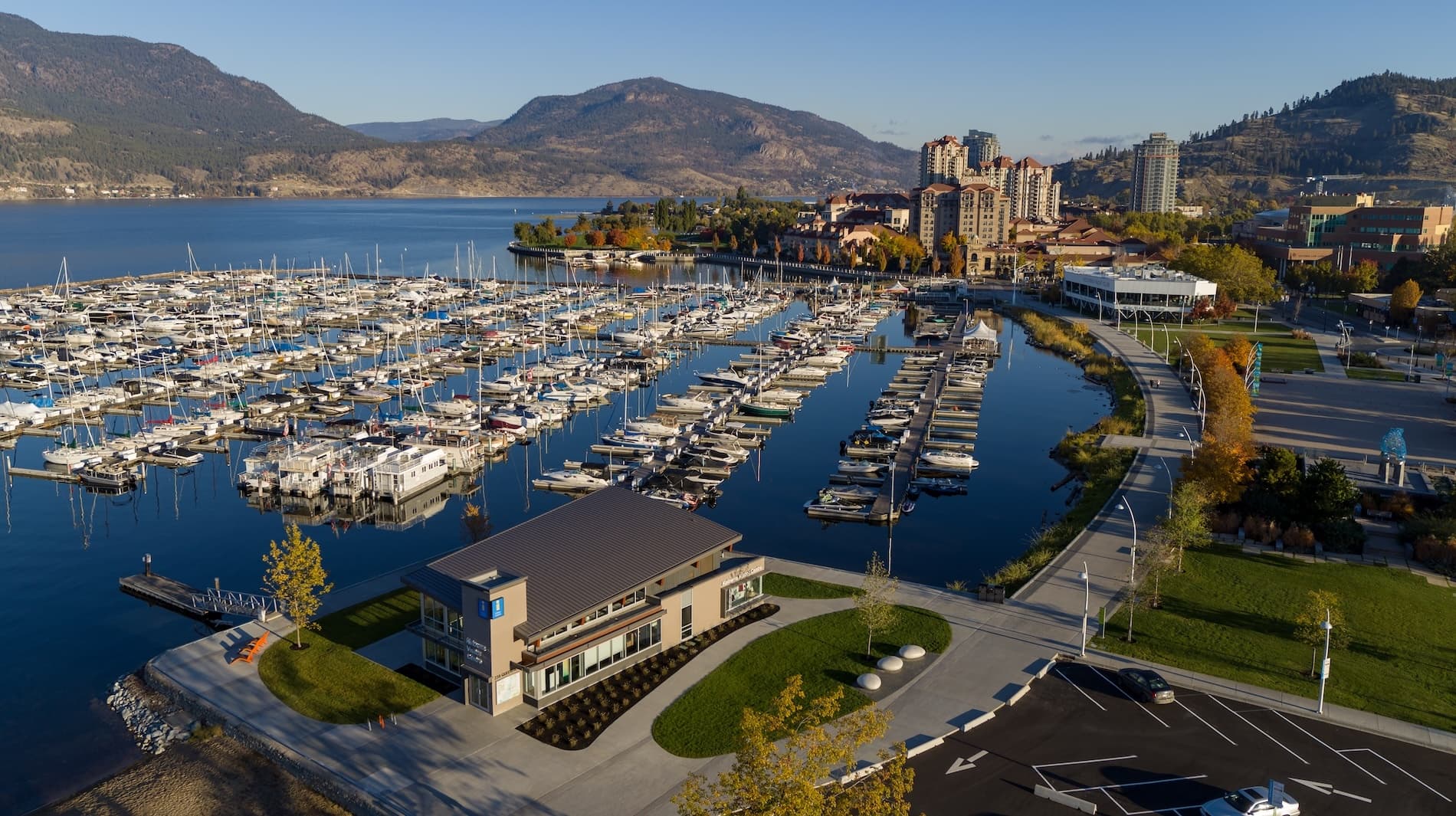 Kelowna E-Bike City Tour with Lakeside Eco-Sports