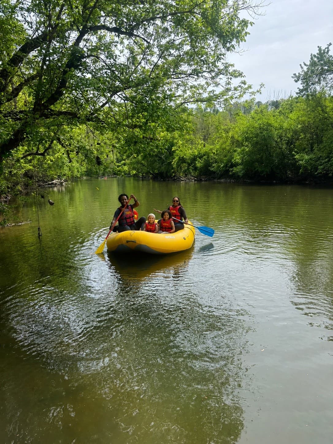 Gentle Rafting on the Hocking River: Family-Friendly Float in Hocking Hills photo 1