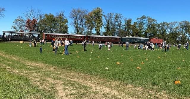 Pumpkin Patch Express: A Vintage Rail Adventure through Maryland’s Autumn Countryside