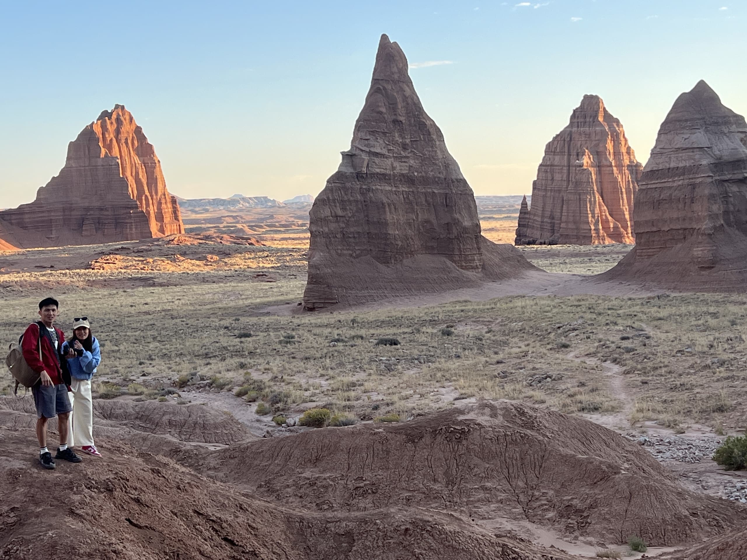 Private Capitol Reef Half-Day 4x4: Temple of the Sun & Moon Tour
