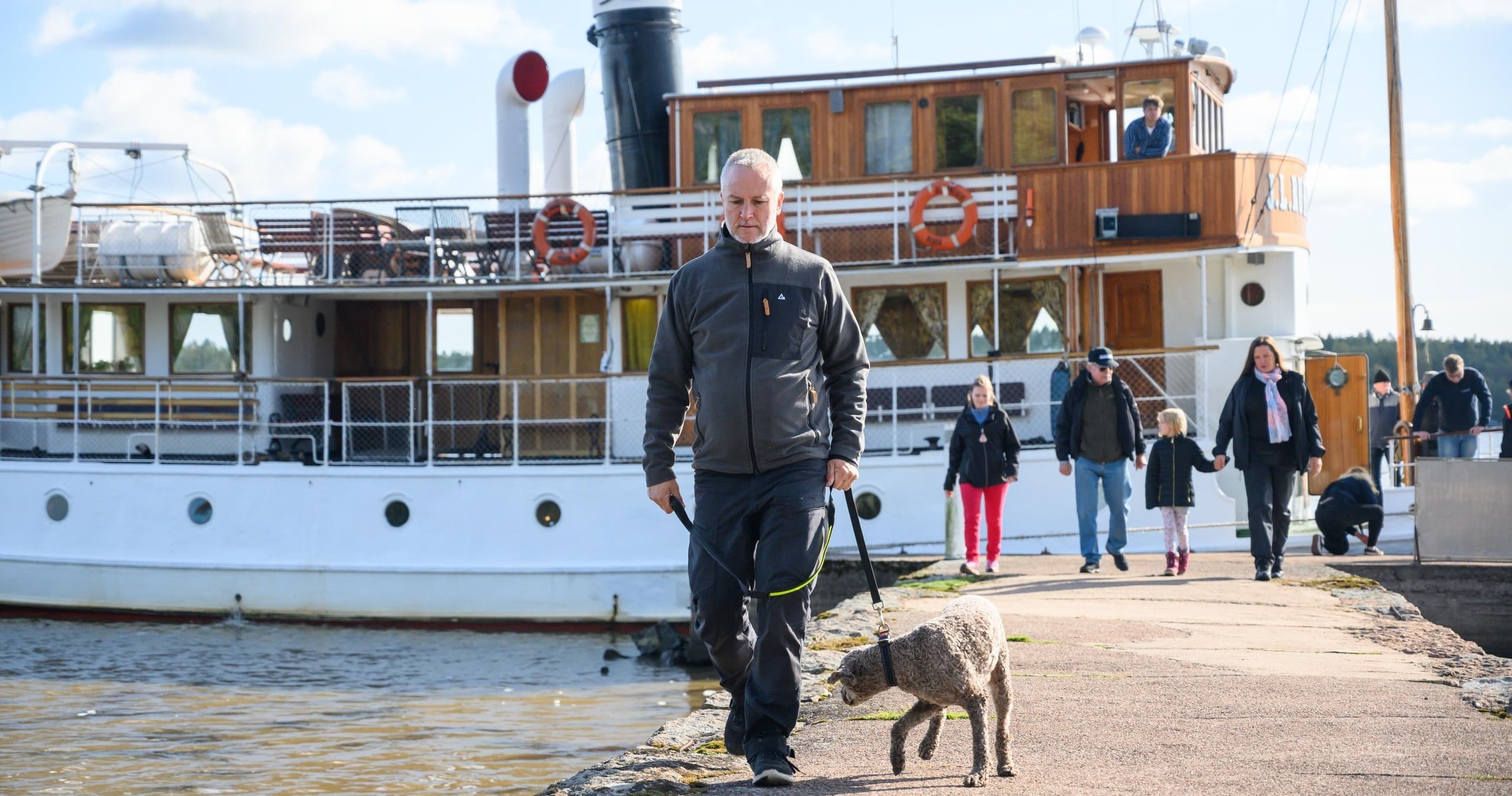 Water Activities: Musta Hevonen - Porvoo Scenic Archipelago Cruise