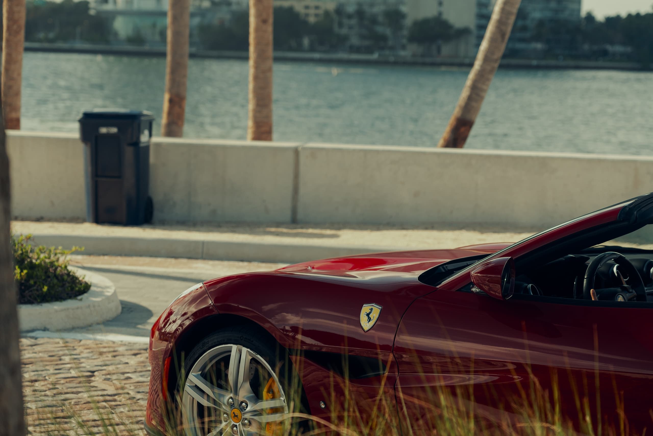 Top-Down Thrills: Drive the Ferrari Portofino Along Chicago’s Lakefront photo 3
