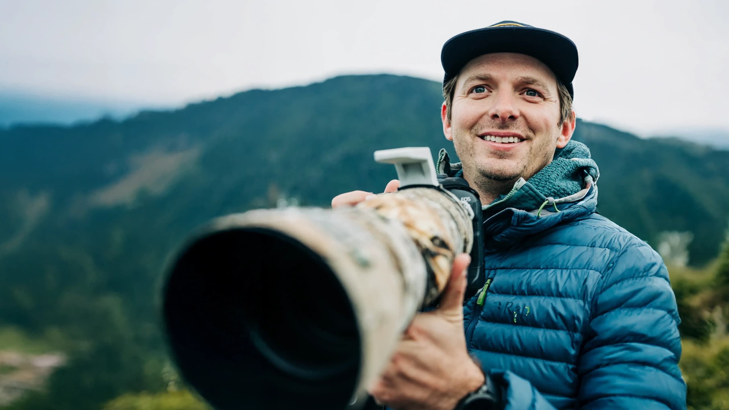 Sitka Wildlife Photography Workshop: Private Full-Day Boat Tour with Ben Hamilton