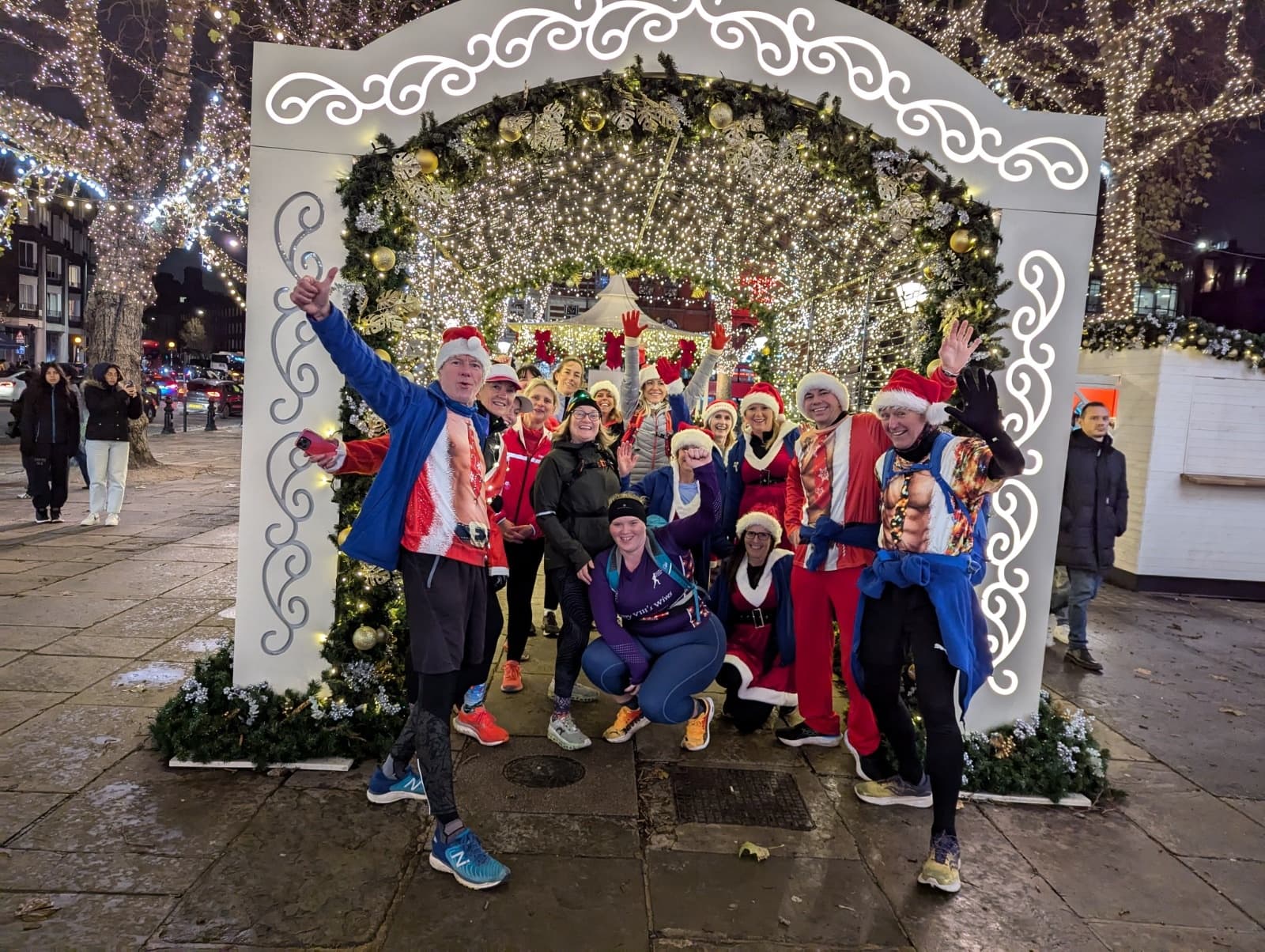 Festive 10k Running Tour Through Chelsea and Belgravia’s Holiday Lights