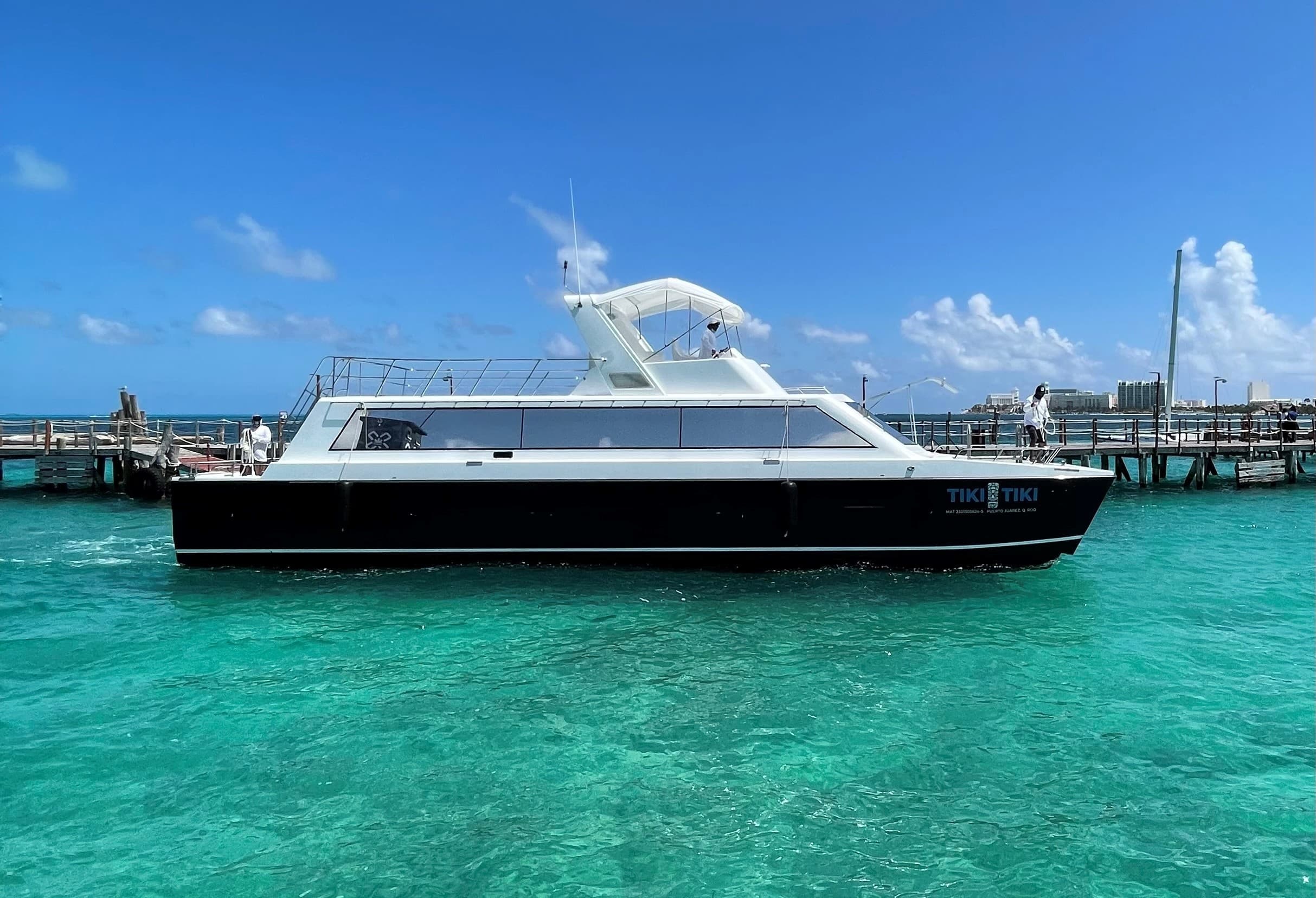 Tiki Tiki Party Boat by Chac Chi Marina in Cancún