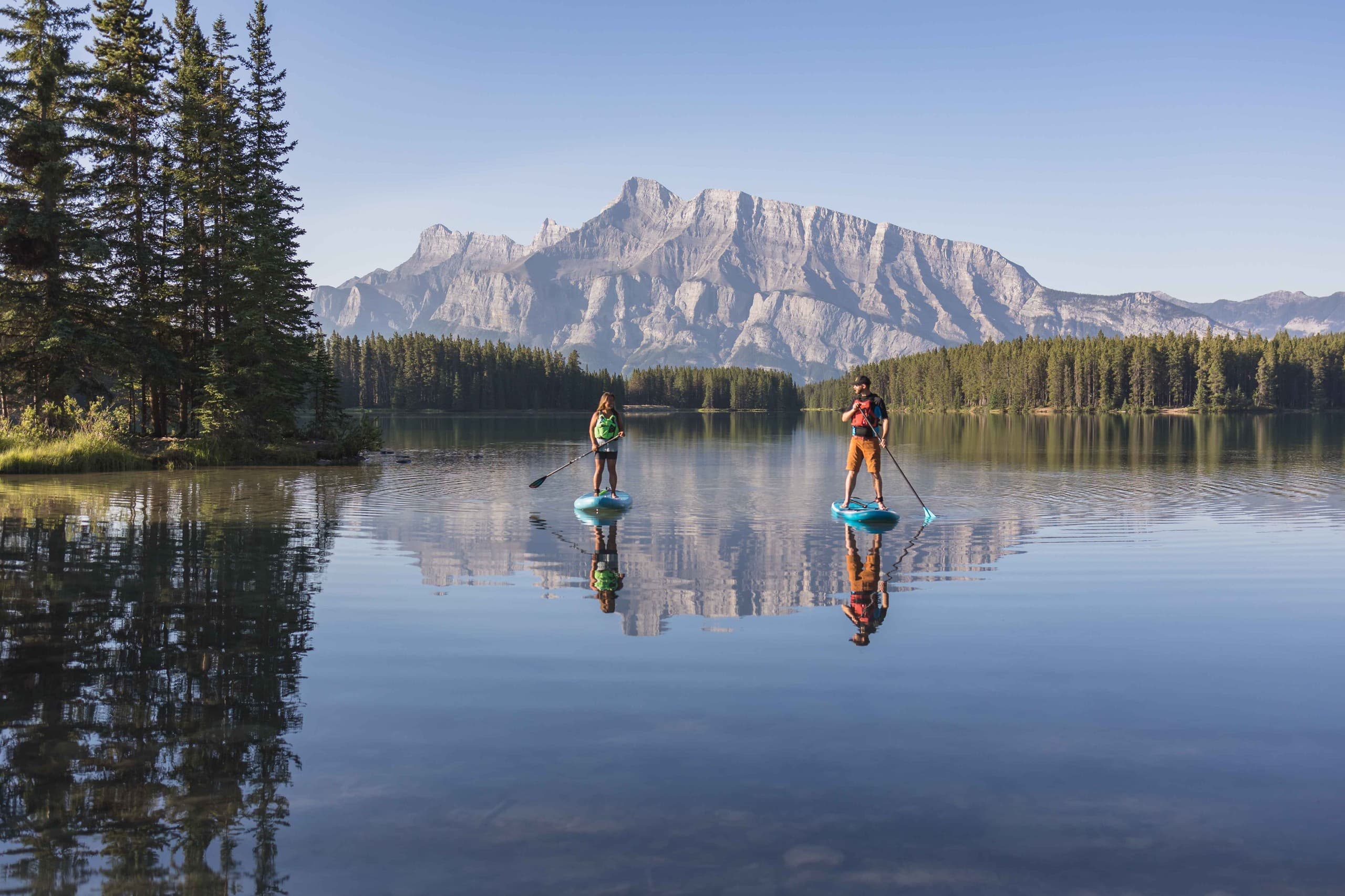 Sunrise Stand-Up Paddle on Two Jack Lake: Private Glacier-Fed SUP in Banff