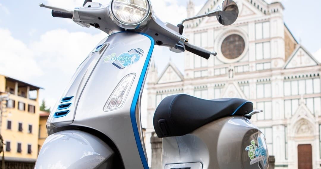 E-Bike & Scooter Tours in the City with E-Dway