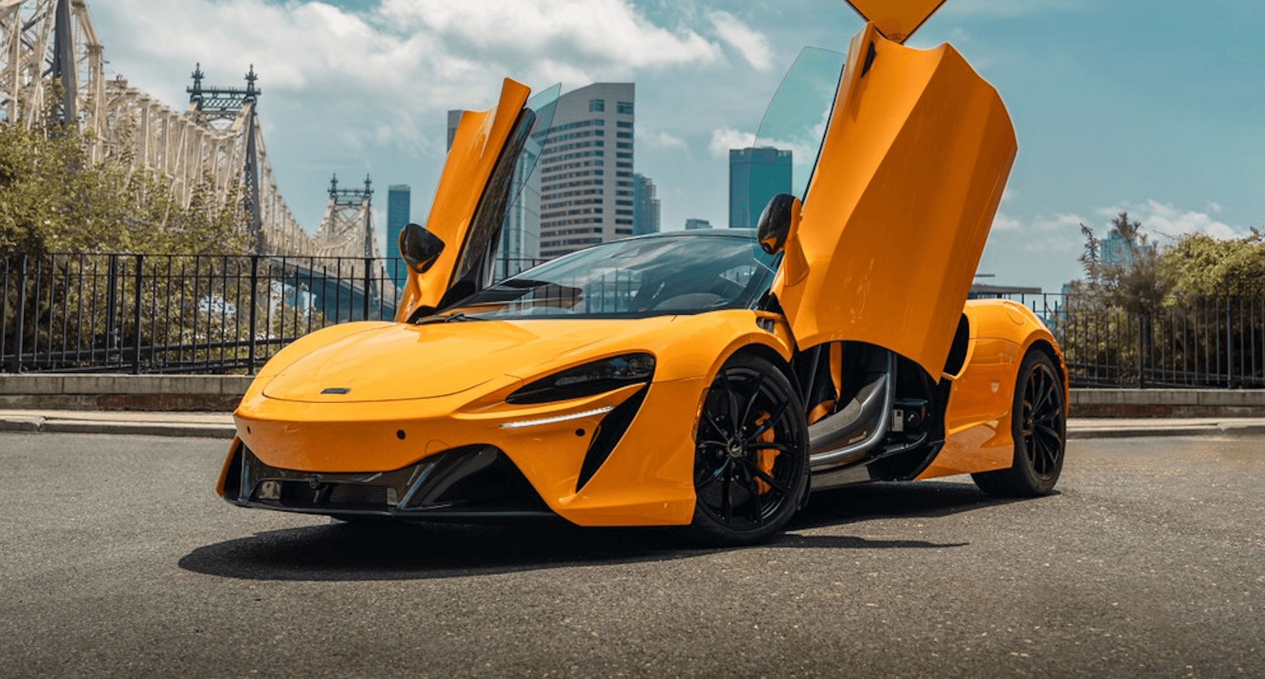 Luxury Car Experience at McLaren Artura