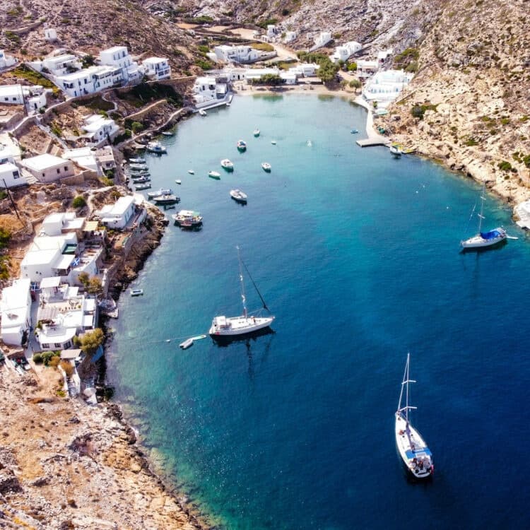 Sailing the Aegean: Oscar Private Sailing’s Four-Day Sifnos Tour