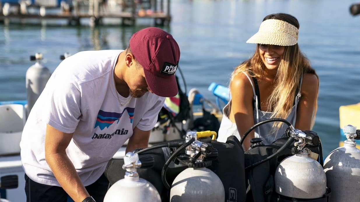 Water Activities & Hawaii Dive Center: Dive Into a Career
