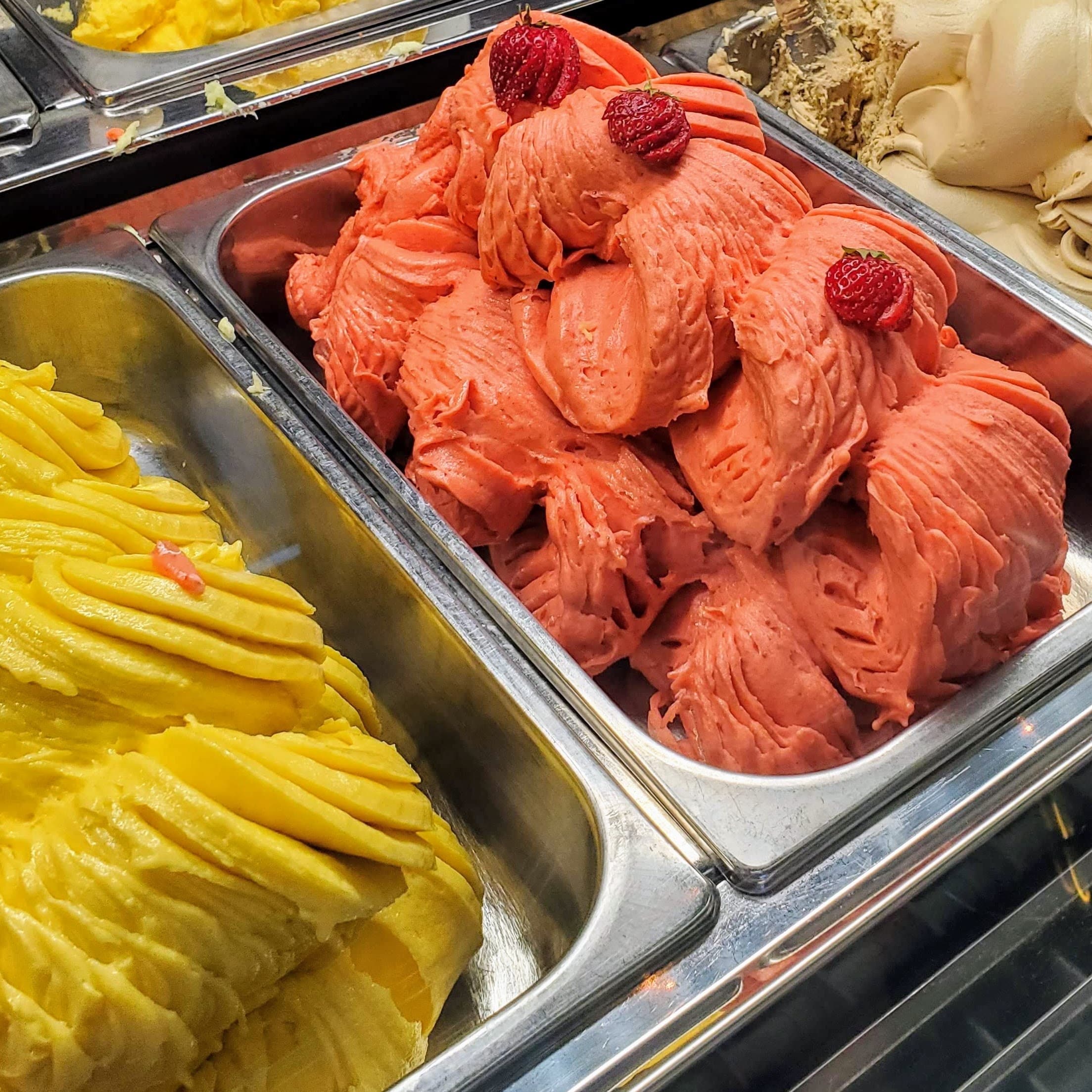 Pizza and Gelato Walking Tour in San Diego