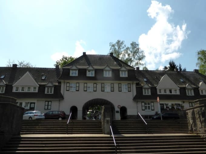 Stroll Margarethenhoe: Guided Tour of Essen’s First Garden Suburb