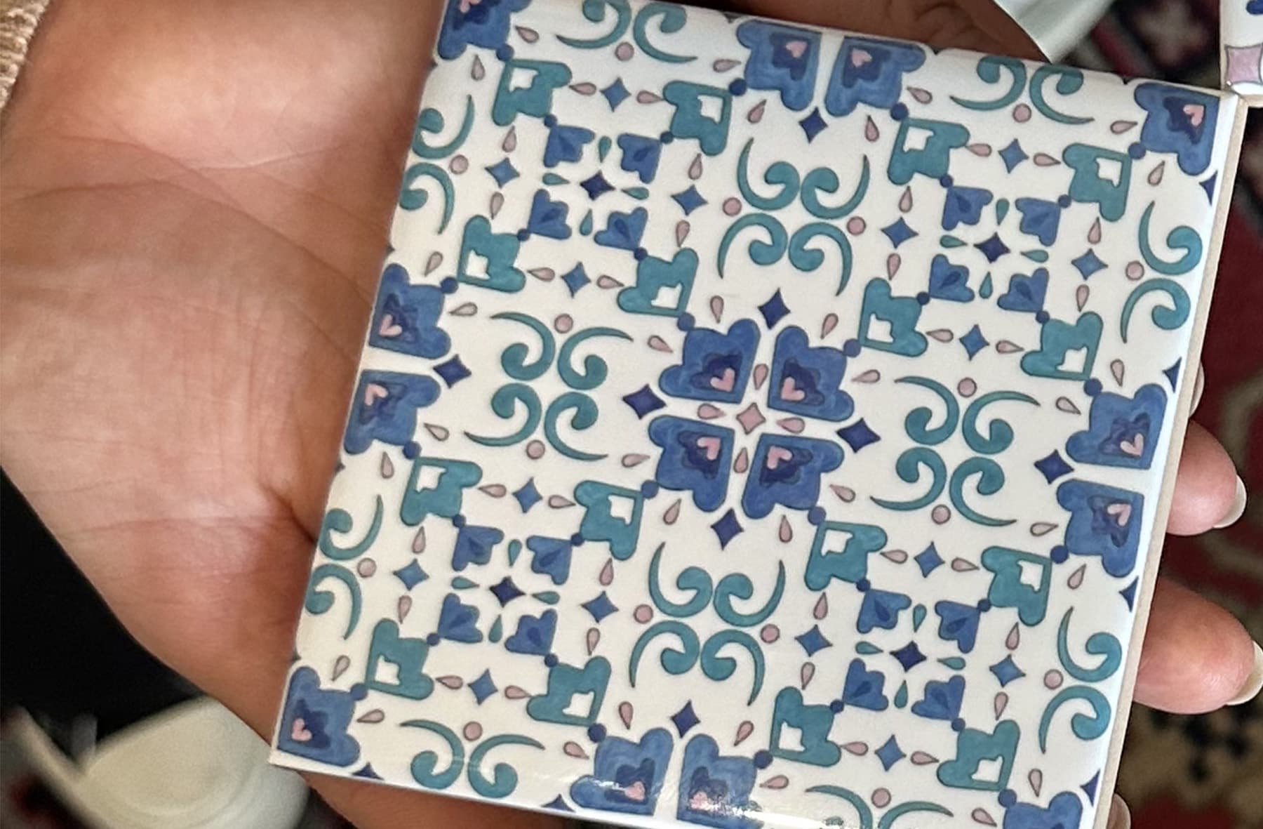 Land-Adventures in Lisbon: Azulejo Tile Workshop at Formettes