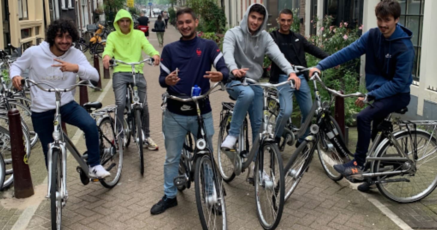 Bike Rental Reine: Multi-Day Bike Trips in Amsterdam