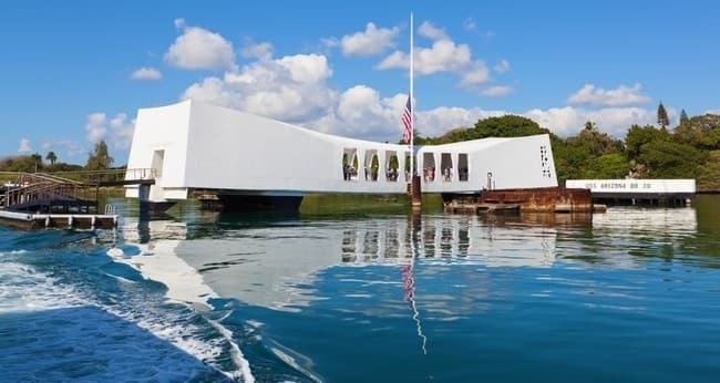 Explore Pearl Harbor & Kauai Mini Circle Island Tour