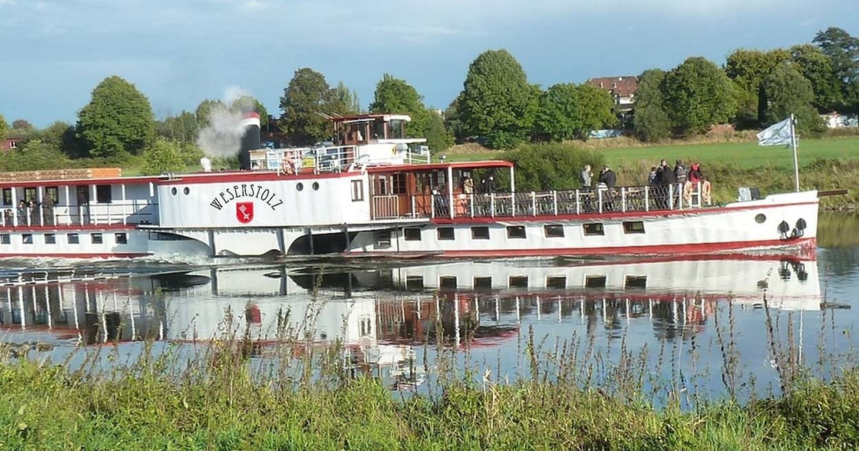 Water Activities: Brake to Nordenham Boat Trip with Hal Över