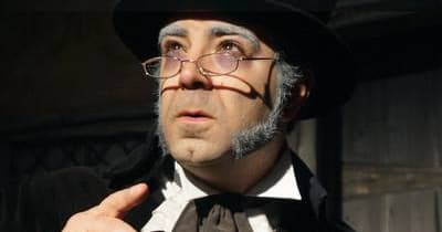Holiday Trolley Theater: Salem Trolley’s Christmas Carol Ride