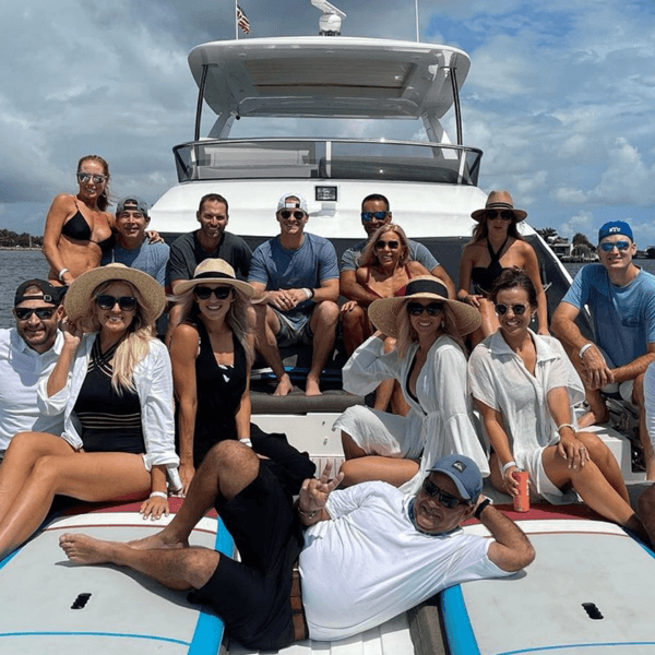 Boat-Charters & Yacht Rental in Miami by V&V Ocean Vibes
