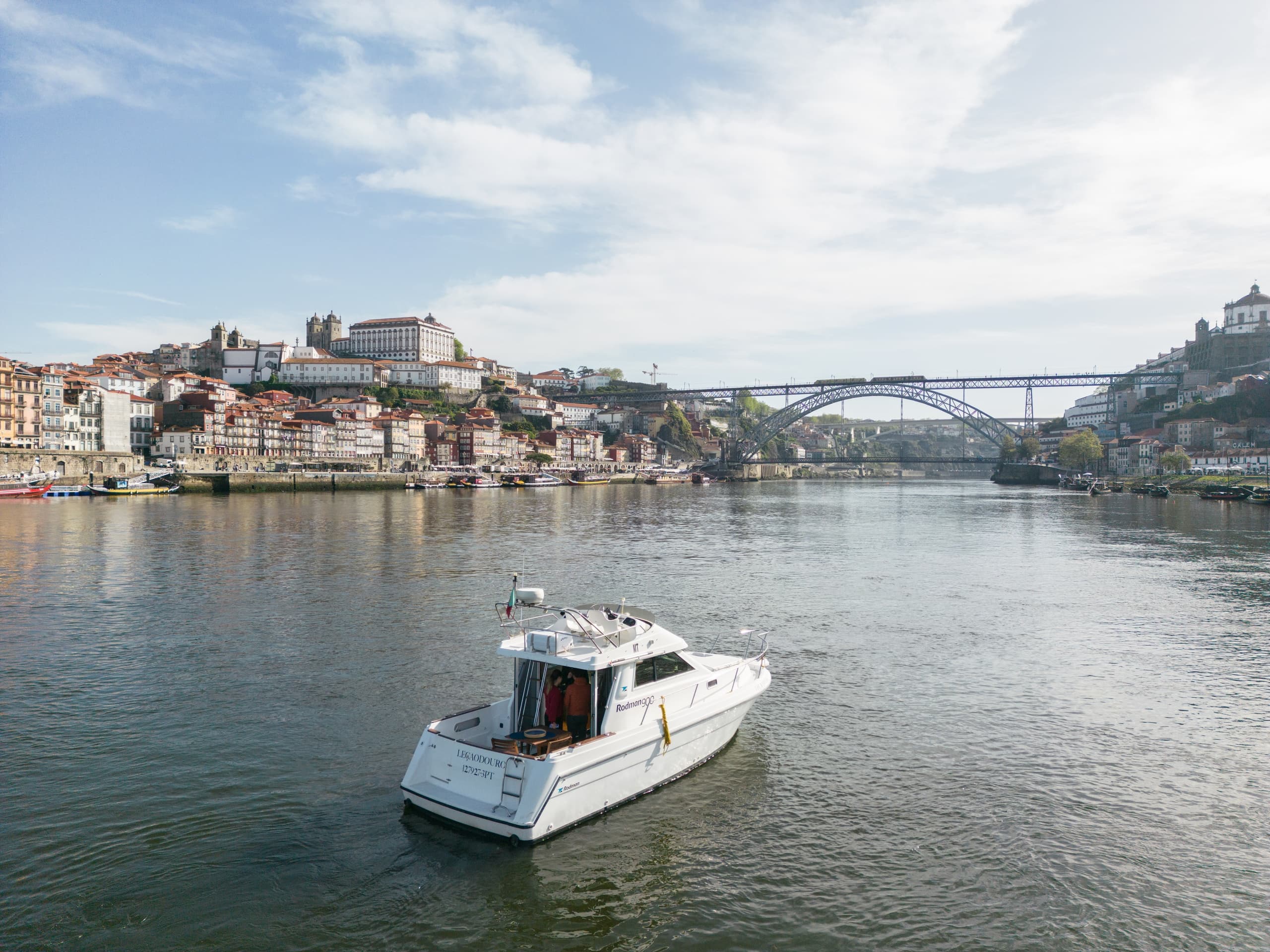 Douro River Yacht Cruise with Sailing 360 in Canidelo