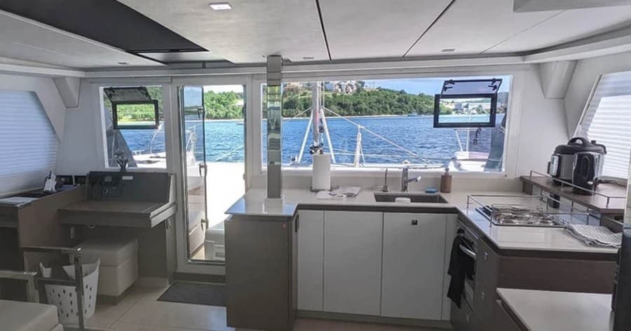 6 Hour Private Boat Charter in St. Thomas, USVI