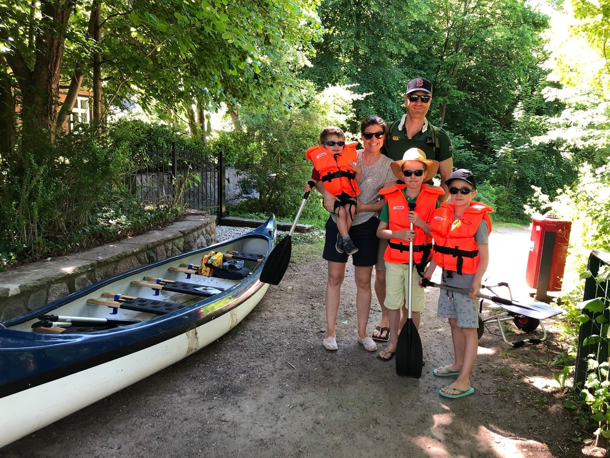 Paddle the Oberalster: Family-Friendly Rentals at Verleih Melli