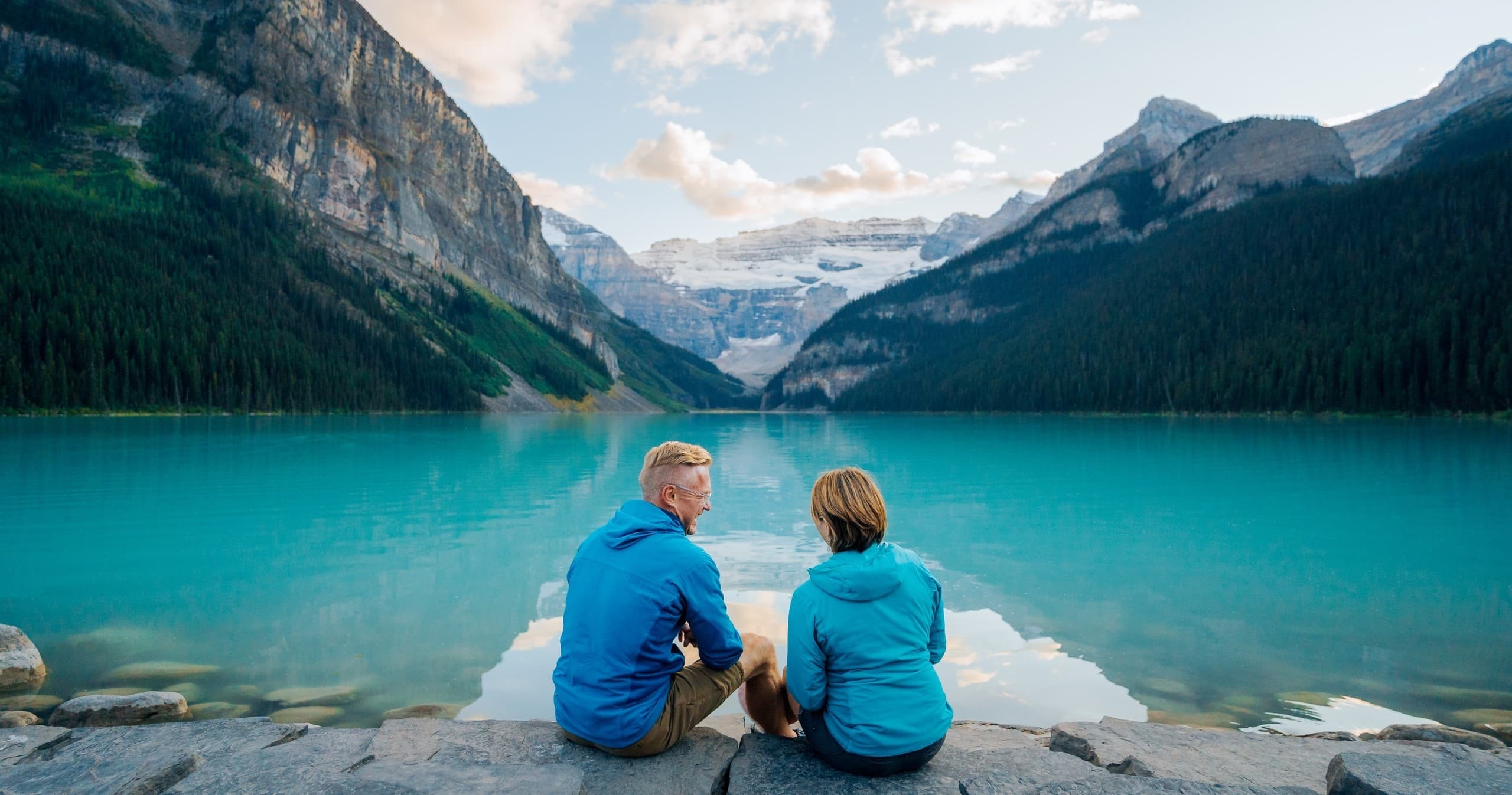 Banff Sunrise Tour with Radventures at Moraine Lake & Lake Louise