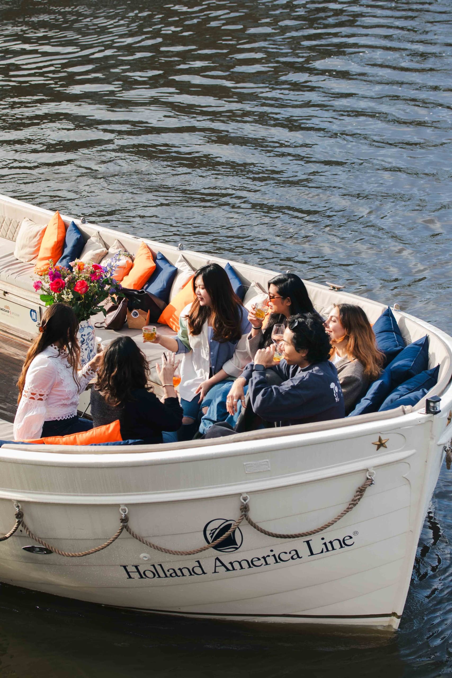 Electric Canal Cruise Through Amsterdam's Red Light District and Hidden Bridges photo 3