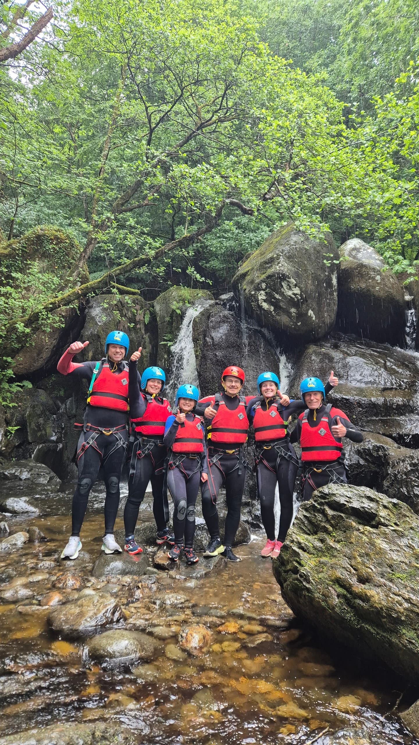 Afon Ddu Gorge Scrambling: 3-Hour Guided Adventure in Dolgarrog, Wales photo 4