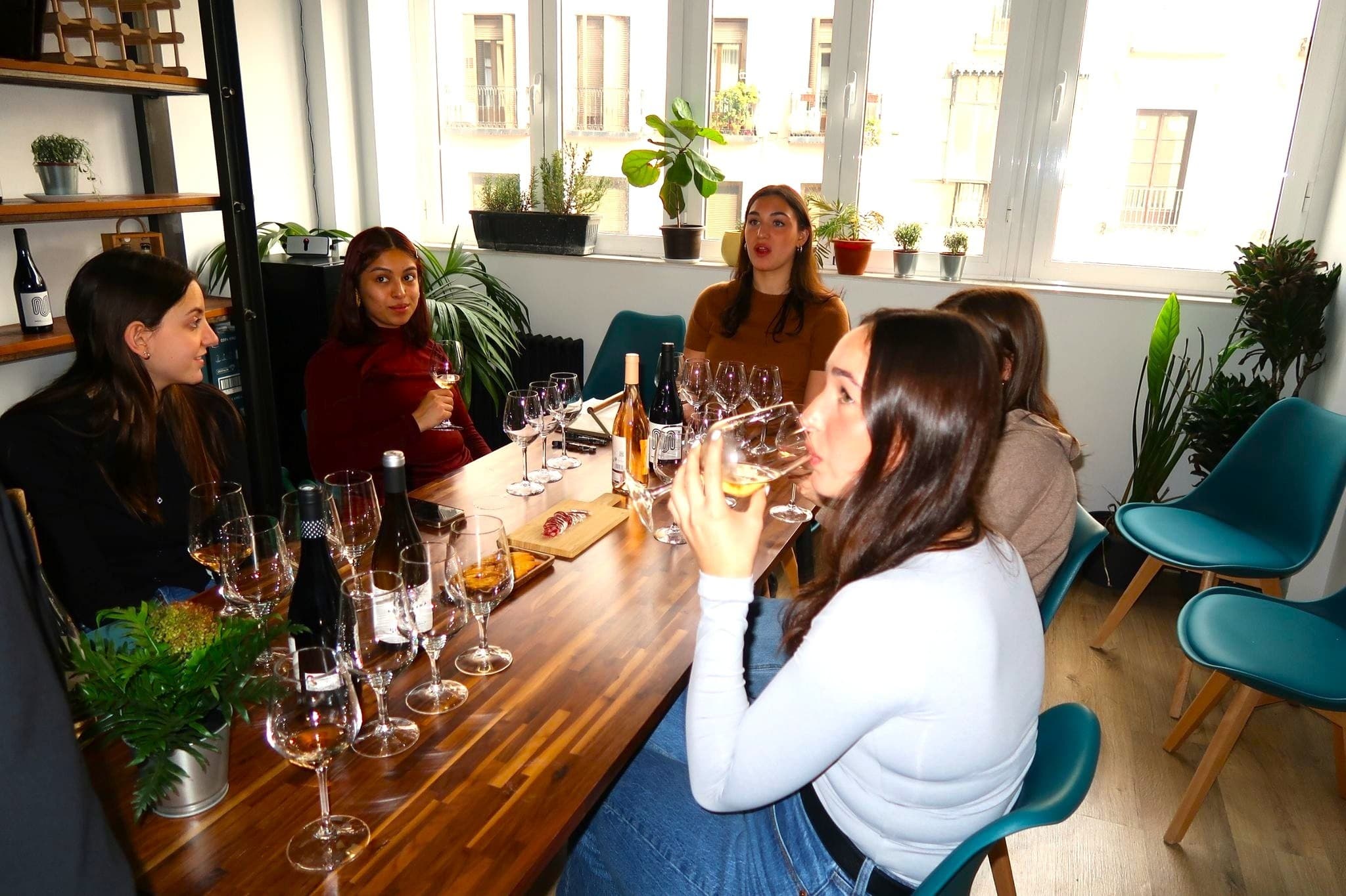 Taste Spain in 90 Minutes: Cata de Vinos Españoles con maridaje de tapas in Madrid photo 1