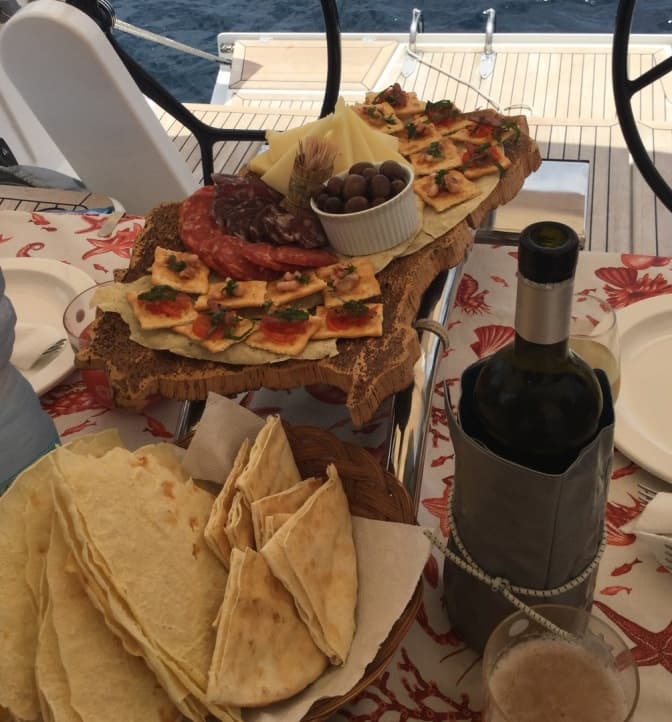 Sailing Lunch Adventures with L'altroturismo in Bosa
