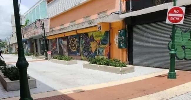 Historic Walking Tour Through Caguas: Art, Politics and Local Crafts