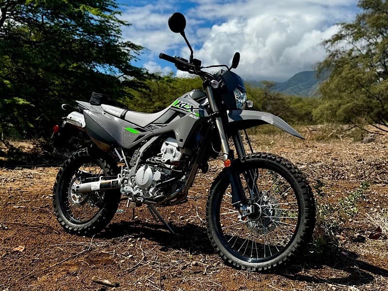 Kawasaki KLX300 Rentals in Kahului: Dual-Sport Days on Maui's Backroads
