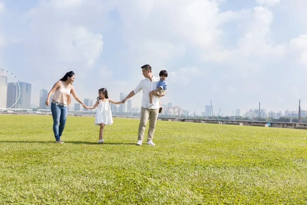 Super Premium Singapore Private Photoshoot at Marina Bay: ArtScience, Helix Bridge & Gardens photo 2